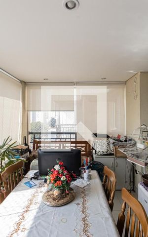 Apartamento à venda com 85m², 3 quartos e 2 vagas Apartamento à venda com 85m², 3 quartos e 2 vagasVaranda
