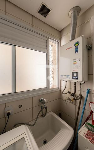 Apartamento à venda com 85m², 3 quartos e 2 vagas Apartamento à venda com 85m², 3 quartos e 2 vagasÁrea de Serviço