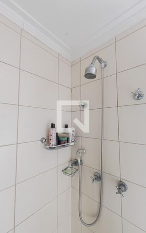 Apartamento à venda com 85m², 3 quartos e 2 vagas Apartamento à venda com 85m², 3 quartos e 2 vagasSuite