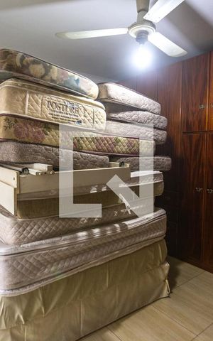 Casa à venda com 360m², 3 quartos e 7 vagasSuíte