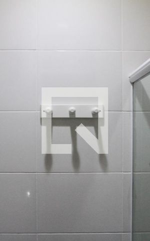 Casa à venda com 411m², 5 quartos e 2 vagas Casa à venda com 411m², 5 quartos e 2 vagasBanheiro do Quarto Suíte 2 - ExternoQuarto Suíte 2 - Externo