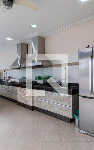 Casa à venda com 700m², 3 quartos e 8 vagasÁrea de Lazer