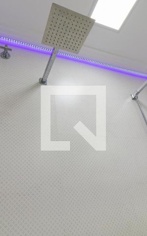 Casa à venda com 700m², 3 quartos e 8 vagasBanheiro da Suíte 1