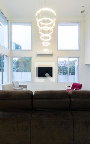 Casa à venda com 700m², 3 quartos e 8 vagasSala de Estar