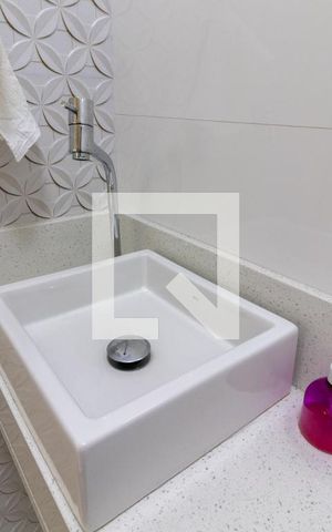 Casa à venda com 700m², 3 quartos e 8 vagasLavabo