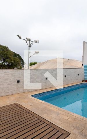 Casa à venda com 700m², 3 quartos e 8 vagasPiscina