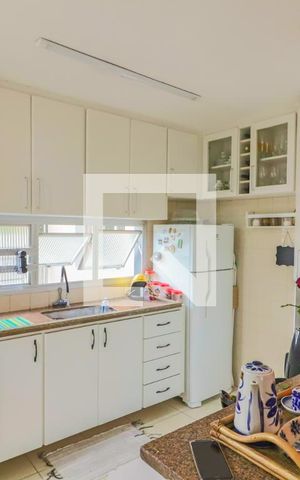 Apartamento à venda com 84m², 3 quartos e 1 vaga Apartamento à venda com 84m², 3 quartos e 1 vagaCozinha
