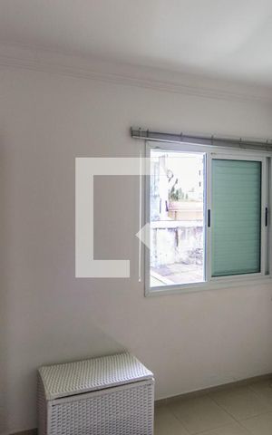 Casa à venda com 300m², 4 quartos e 5 vagas Casa à venda com 300m², 4 quartos e 5 vagasQuarto 4