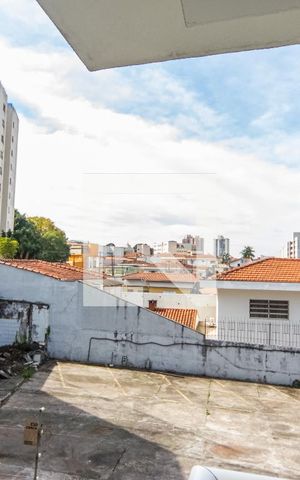Casa à venda com 300m², 4 quartos e 5 vagas Casa à venda com 300m², 4 quartos e 5 vagasSuíte 2