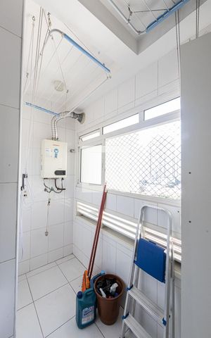 Apartamento à venda com 97m², 3 quartos e 2 vagas Apartamento à venda com 97m², 3 quartos e 2 vagasÁrea de Serviço