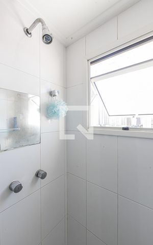 Apartamento à venda com 97m², 3 quartos e 2 vagas Apartamento à venda com 97m², 3 quartos e 2 vagasBanheiro Suite