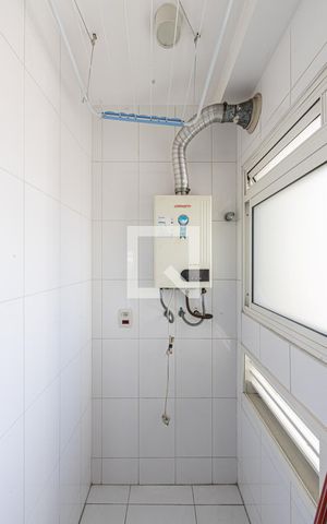 Apartamento à venda com 97m², 3 quartos e 2 vagas Apartamento à venda com 97m², 3 quartos e 2 vagasÁrea de Serviço