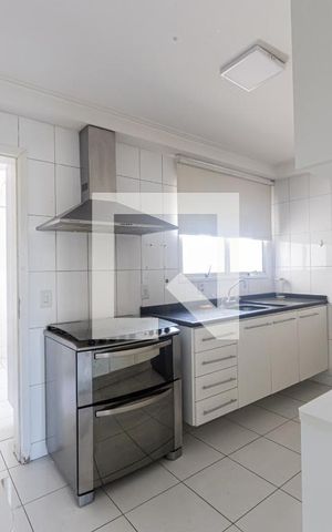 Apartamento à venda com 97m², 3 quartos e 2 vagas Apartamento à venda com 97m², 3 quartos e 2 vagasCozinha