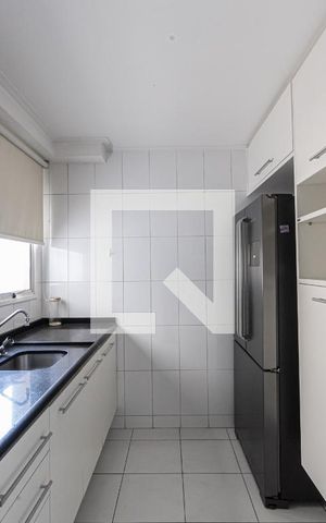 Apartamento à venda com 97m², 3 quartos e 2 vagas Apartamento à venda com 97m², 3 quartos e 2 vagasCozinha