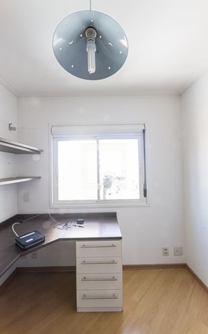 Apartamento à venda com 97m², 3 quartos e 2 vagas Apartamento à venda com 97m², 3 quartos e 2 vagasQuarto 1