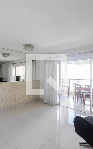 Apartamento à venda com 97m², 3 quartos e 2 vagas Apartamento à venda com 97m², 3 quartos e 2 vagasSala