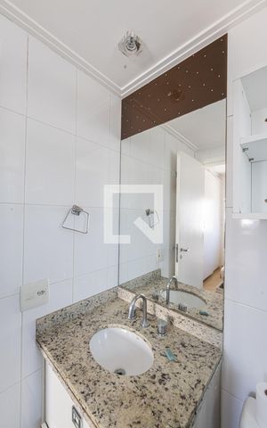 Apartamento à venda com 97m², 3 quartos e 2 vagas Apartamento à venda com 97m², 3 quartos e 2 vagasBanheiro Suite