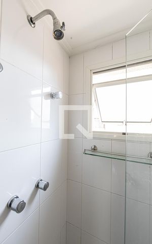 Apartamento à venda com 97m², 3 quartos e 2 vagas Apartamento à venda com 97m², 3 quartos e 2 vagasBanheiro Social