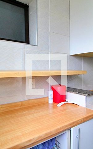 Apartamento para alugar com 80m², 3 quartos e 1 vagaÁrea de Serviço