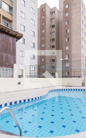 Apartamento à venda com 67m², 3 quartos e 1 vaga Apartamento à venda com 67m², 3 quartos e 1 vagaPiscina