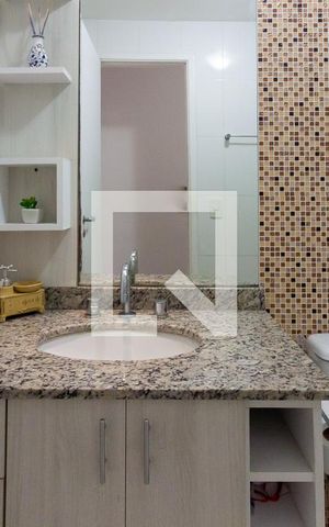 Apartamento à venda com 151m², 3 quartos e 3 vagas Apartamento à venda com 151m², 3 quartos e 3 vagasBanheiro