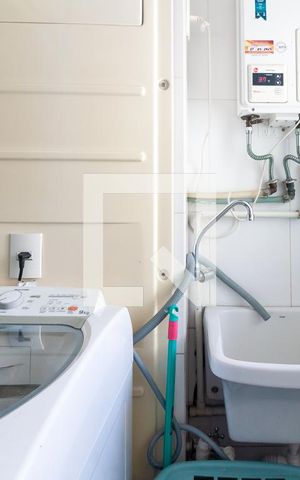Apartamento à venda com 151m², 3 quartos e 3 vagas Apartamento à venda com 151m², 3 quartos e 3 vagasÁrea de serviço