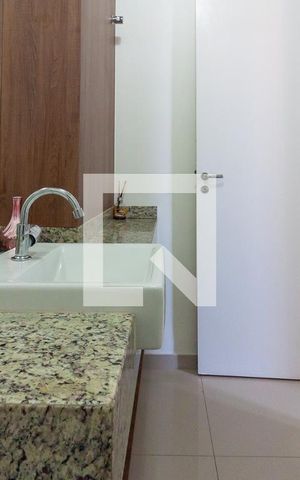 Apartamento à venda com 151m², 3 quartos e 3 vagas Apartamento à venda com 151m², 3 quartos e 3 vagasLavabo