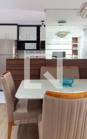 Apartamento à venda com 151m², 3 quartos e 3 vagas Apartamento à venda com 151m², 3 quartos e 3 vagasSala