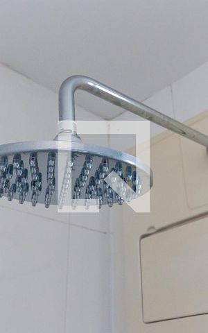 Apartamento à venda com 151m², 3 quartos e 3 vagas Apartamento à venda com 151m², 3 quartos e 3 vagasChuveiro