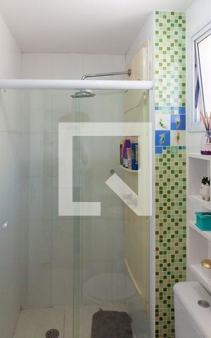 Apartamento à venda com 151m², 3 quartos e 3 vagas Apartamento à venda com 151m², 3 quartos e 3 vagasBanheiro da Suíte 1
