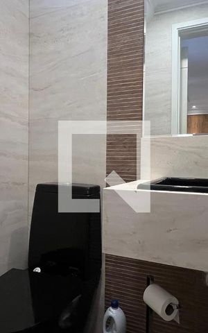 Casa à venda com 350m², 4 quartos e 2 vagas Casa à venda com 350m², 4 quartos e 2 vagasLavabo 1