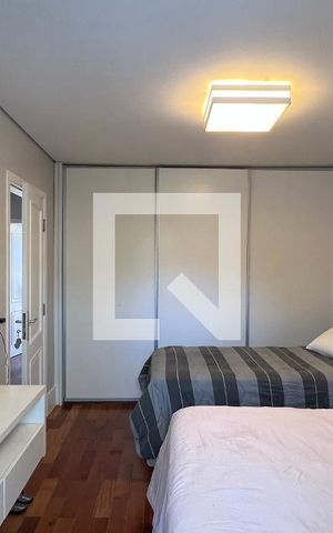 Casa à venda com 350m², 4 quartos e 2 vagas Casa à venda com 350m², 4 quartos e 2 vagasQuarto 2
