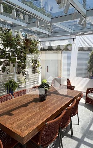 Casa à venda com 350m², 4 quartos e 2 vagas Casa à venda com 350m², 4 quartos e 2 vagasÁrea gourmet