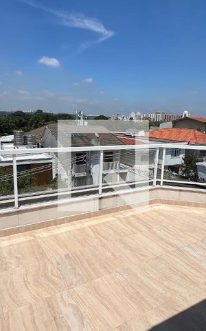 Casa à venda com 350m², 4 quartos e 2 vagas Casa à venda com 350m², 4 quartos e 2 vagasVaranda do quarto 1
