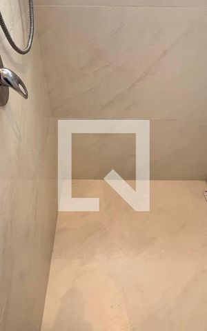 Casa à venda com 350m², 4 quartos e 2 vagas Casa à venda com 350m², 4 quartos e 2 vagasBanheiro