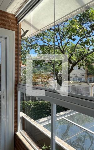 Casa à venda com 350m², 4 quartos e 2 vagas Casa à venda com 350m², 4 quartos e 2 vagasVaranda do quarto 2