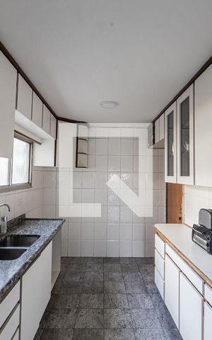 Apartamento à venda com 106m², 3 quartos e 1 vaga Apartamento à venda com 106m², 3 quartos e 1 vagaCozinha