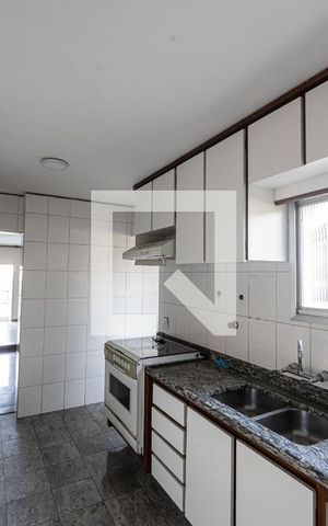 Apartamento à venda com 106m², 3 quartos e 1 vaga Apartamento à venda com 106m², 3 quartos e 1 vagaCozinha