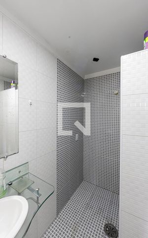 Apartamento à venda com 106m², 3 quartos e 1 vaga Apartamento à venda com 106m², 3 quartos e 1 vagaBanheiro Suite