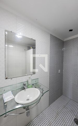 Apartamento à venda com 106m², 3 quartos e 1 vaga Apartamento à venda com 106m², 3 quartos e 1 vagaBanheiro Suite