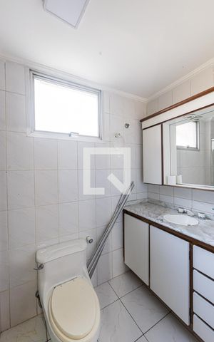 Apartamento à venda com 106m², 3 quartos e 1 vaga Apartamento à venda com 106m², 3 quartos e 1 vagaSuite