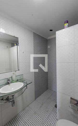 Apartamento à venda com 106m², 3 quartos e 1 vaga Apartamento à venda com 106m², 3 quartos e 1 vagaBanheiro Suite