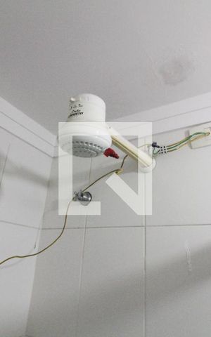 Casa à venda com 300m², 4 quartos e 2 vagasBanheiro de Serviço