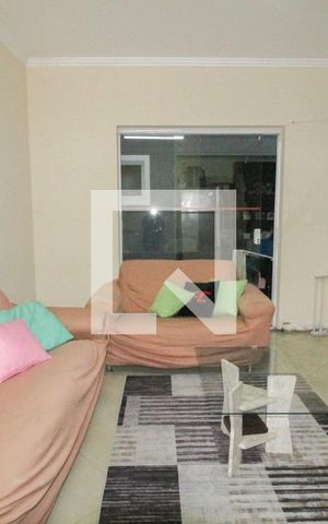 Casa à venda com 300m², 4 quartos e 2 vagasSala