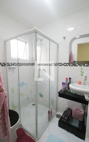 Casa à venda com 300m², 4 quartos e 2 vagasBanheiro