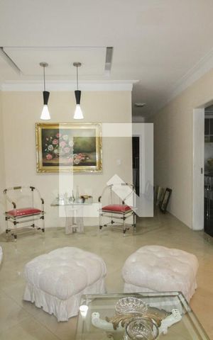 Casa à venda com 300m², 4 quartos e 2 vagasSala