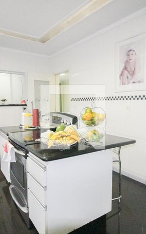 Casa à venda com 300m², 4 quartos e 2 vagasCozinha