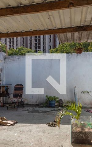 Casa à venda com 120m², 3 quartos e 3 vagas Casa à venda com 120m², 3 quartos e 3 vagasGaragem