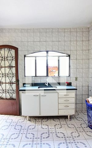 Casa à venda com 198m², 4 quartos e 1 vagaCozinha Edicula