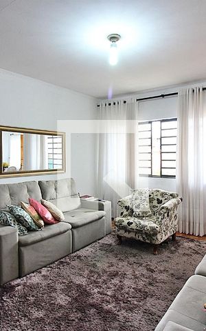 Casa à venda com 198m², 4 quartos e 1 vagaSala